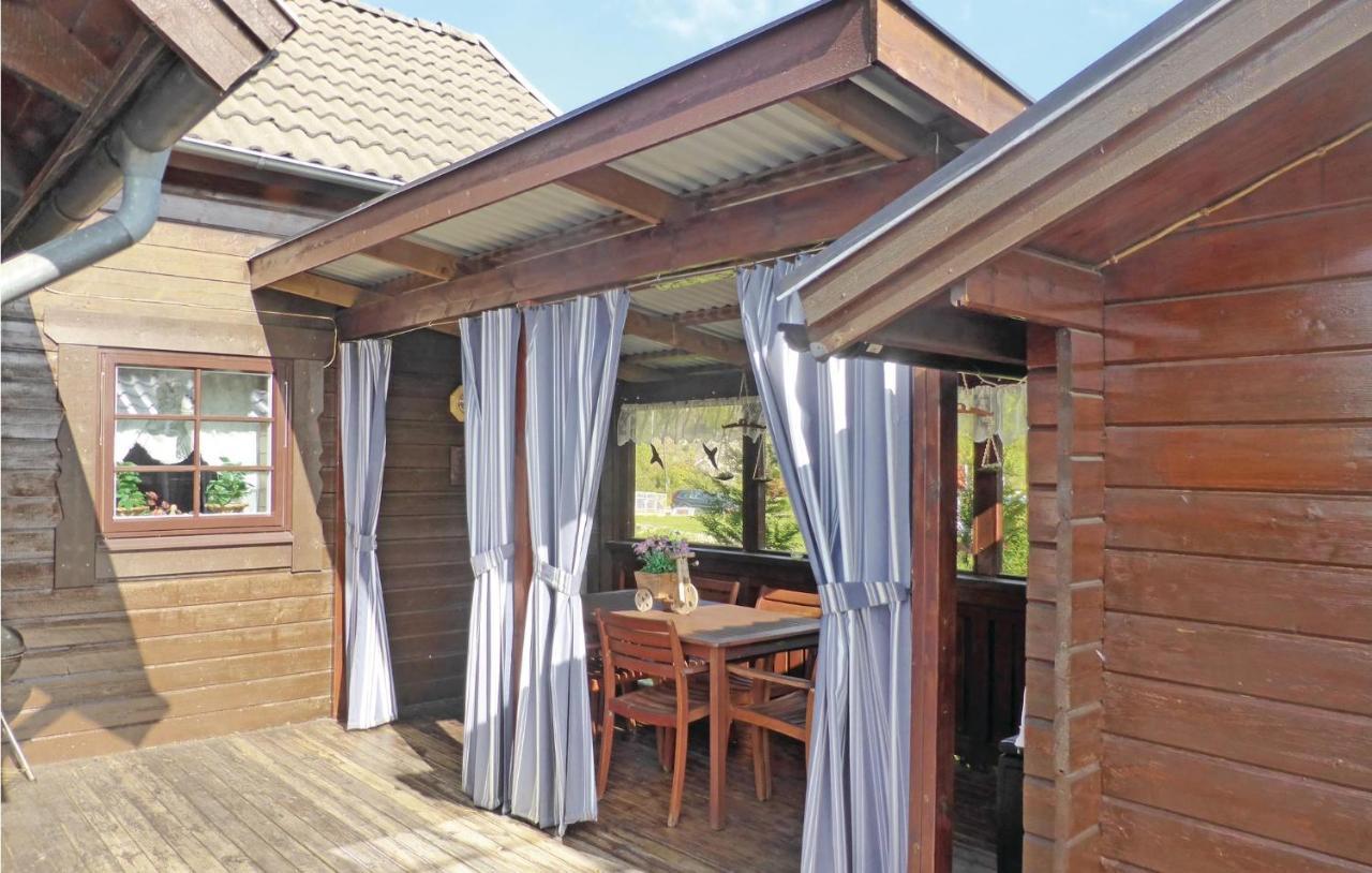 Malmkoping Nice Home In Malmkoeping With Kitchen מראה חיצוני תמונה